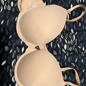 PINK Victoria's Secret Tan Underwire Bra with Smooth Cups and Adjustable Straps